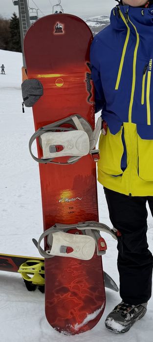 Продам сноуборд, крепления, ботинки