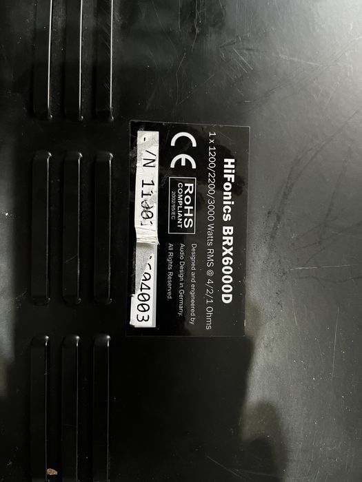 Stație auto Hifonics 3000w RMS