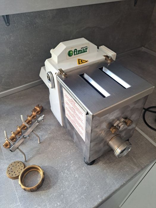 Машина за паста Fimar