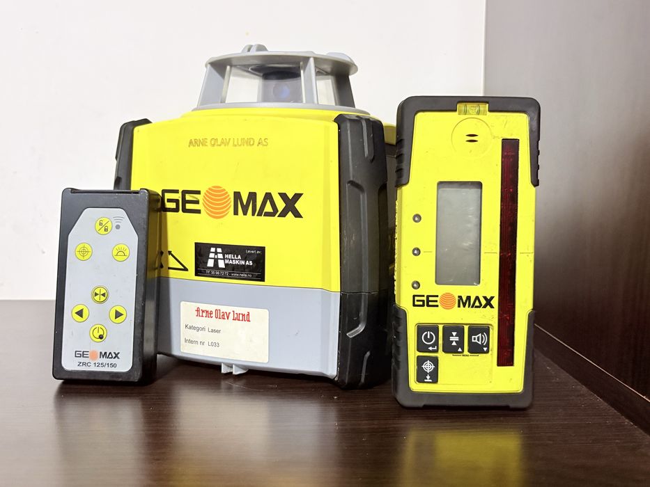 GeoMax Zone60 DG (2021) + receptor + telecomandă | Laser rotativ Dual Grade profesional