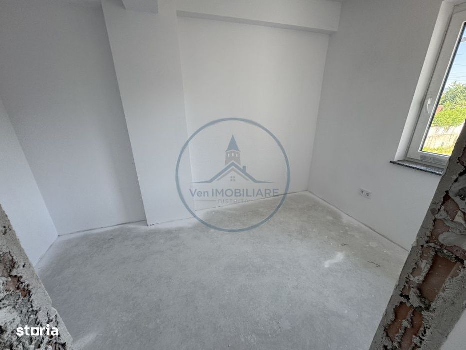 Apartament 3 camere / 2 bai / 95 MP / etaj 2/  parcare + boxa / ZONA