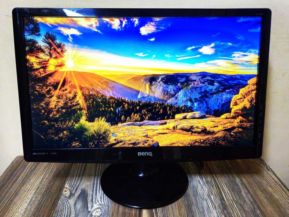 Монитор BenQ 22" дюйма