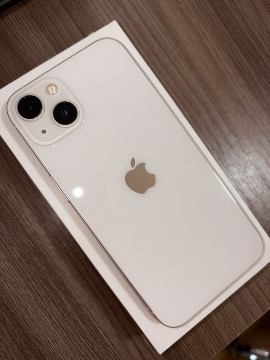 iPhone 13 (Starlight)