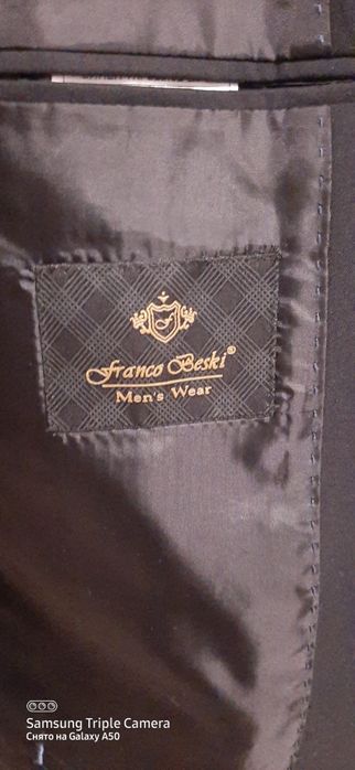 Продам классический  костюм