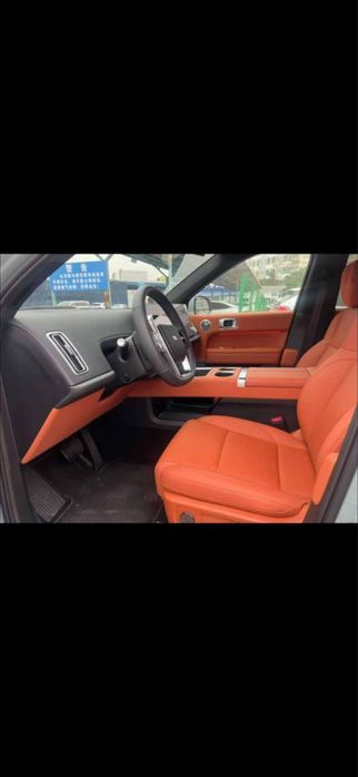 Lixiang L6 2025  svetliy svet srochna sotiladi