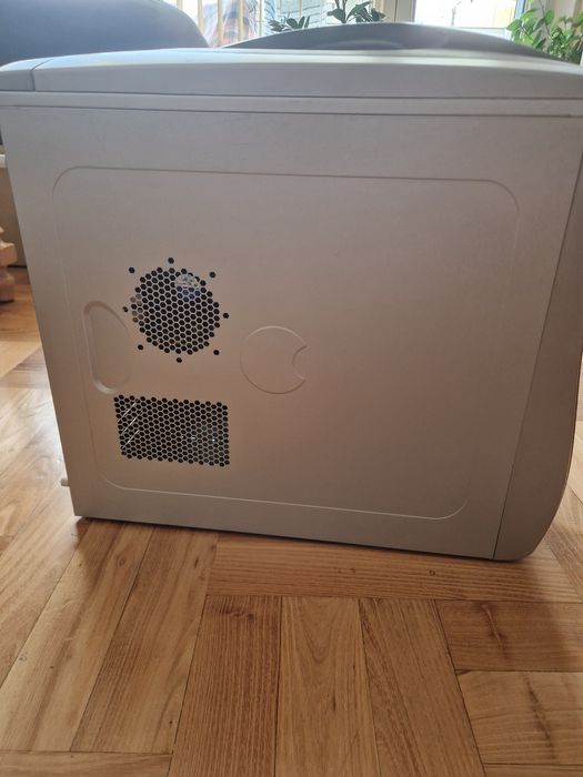 Компютърни части - дъно, процесор, рам, кутия