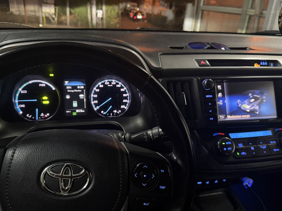 TOYOTA RAV4 2017 — imagine 5