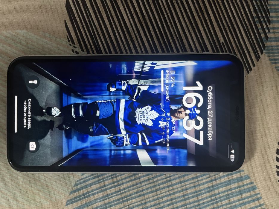 Iphone xr белый .