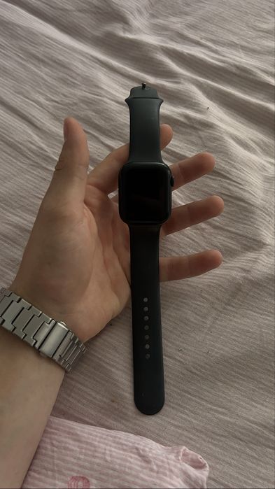 Apple watch 8 45мм алюминий