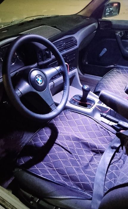 Срочно продам BMW  Е34