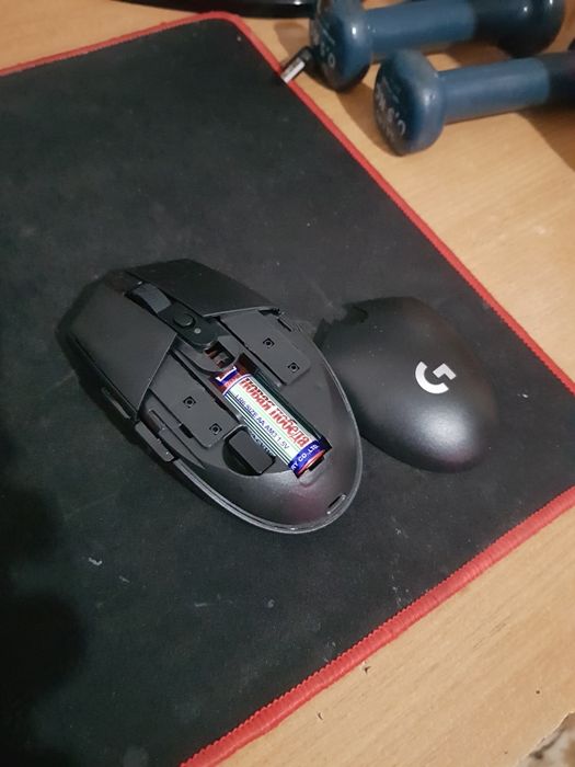 мышка logitech G304 новая