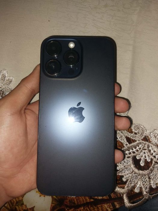 Vând Iphone 15 Pro Max in stare perfecte,fac si schimb cu cross 125cc!