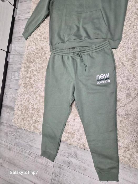 Vindem trening mărimea  xxl