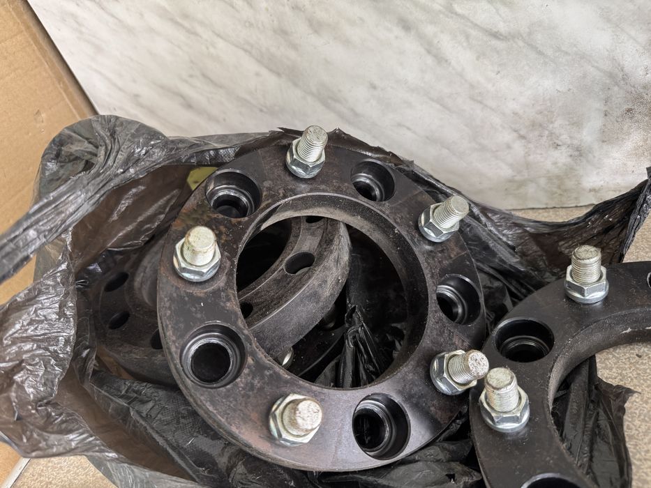 Проставка vector для land cruiser 5*150