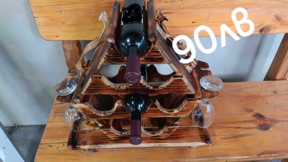 Продавам дървени стойки за вино,декоративни лампи,тоалетки,кладенчета