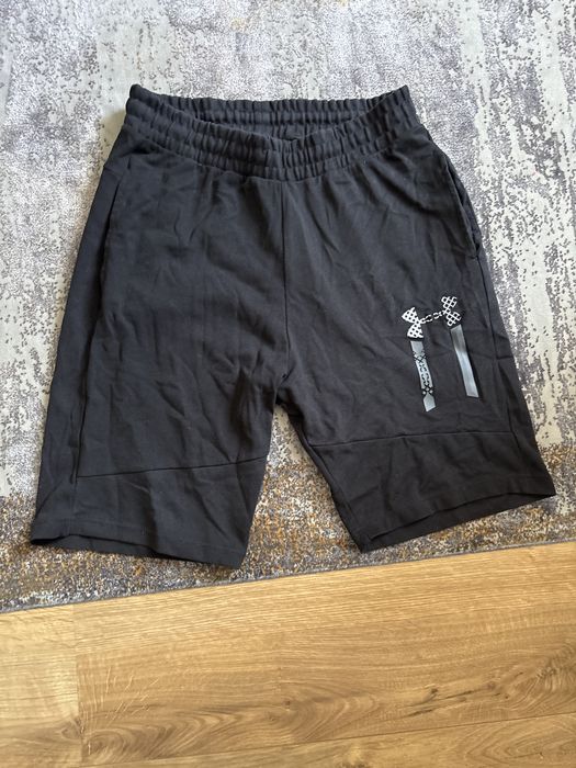 Pantaloni scurti vara