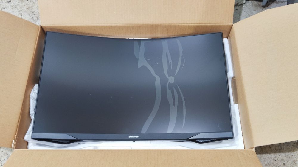 Monitor Samsung Odyssay G5 27" 2k 144hz Curbat