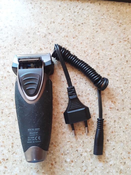 Бритва аккумуляторная б/у