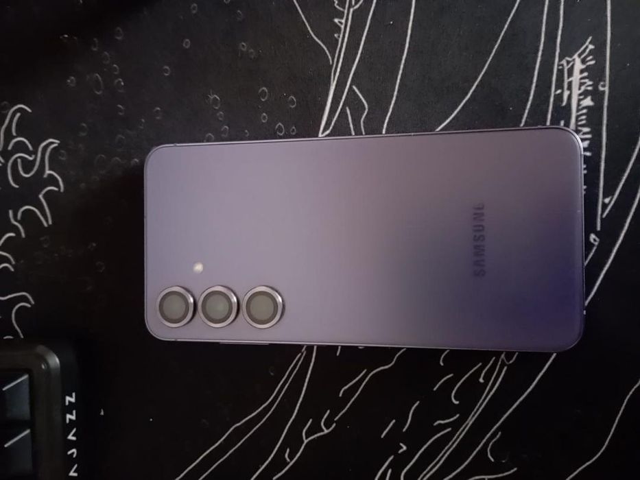 Samsung S24 128гб