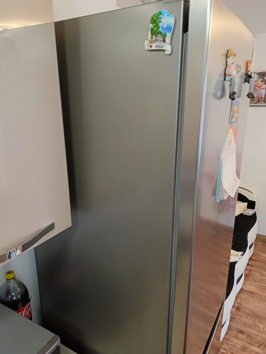 Vând combina frigorifica