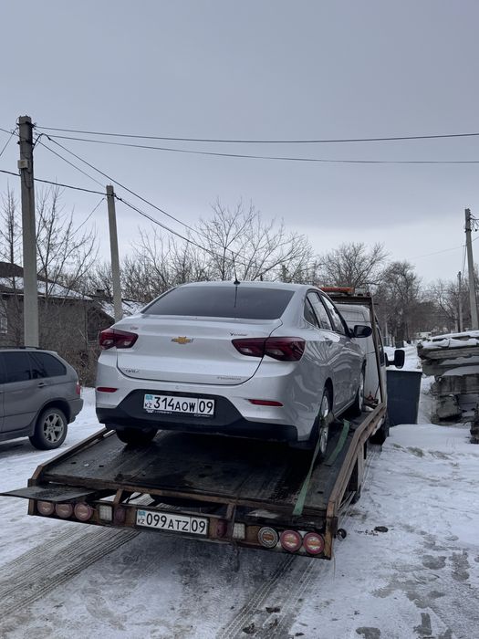 Услуги эвакуатора 24/7