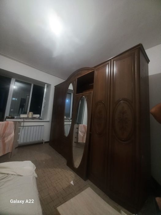 отдам даром шкаф