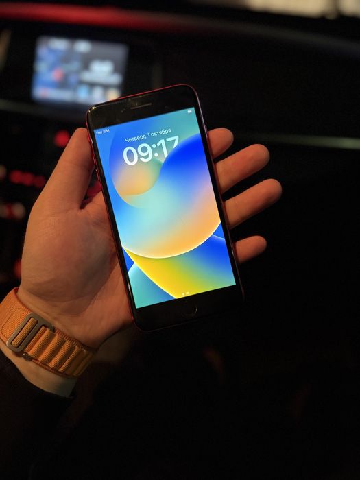 iPhone 8 PLUS