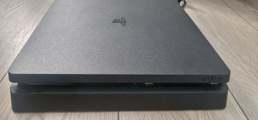 PS4 SLIM impecabil