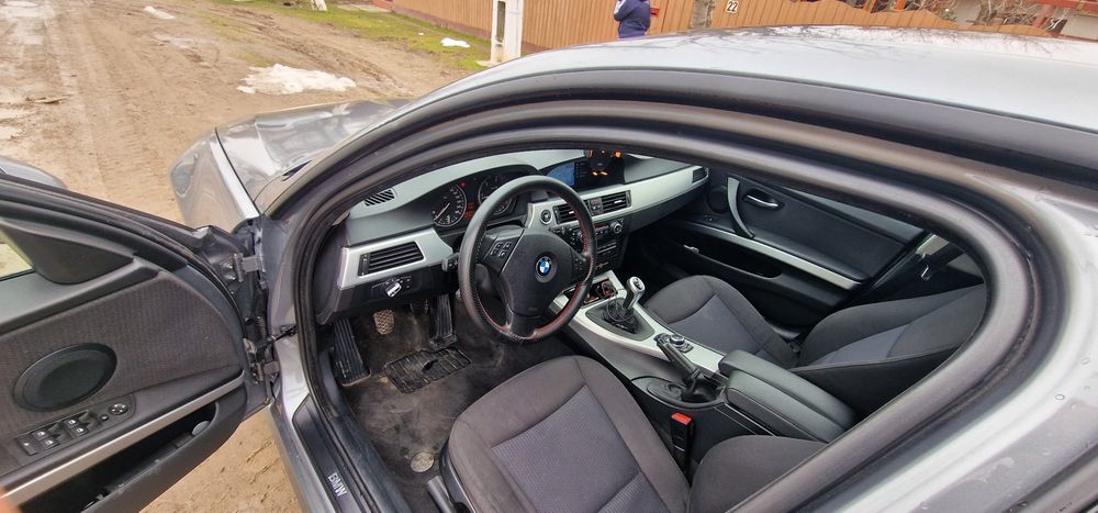 Vând BMW 320d E91xdrive 4x4