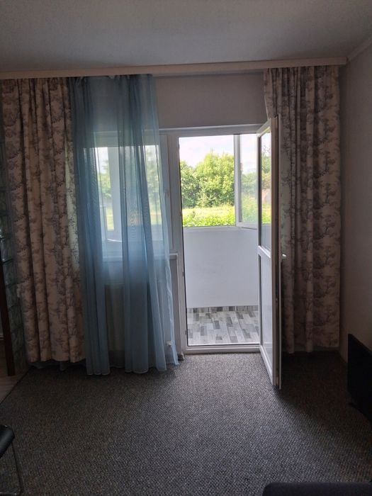 Inchiriez garsoniera