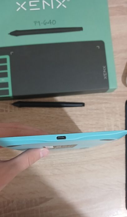 Xenx p1-640 графический планшет продам