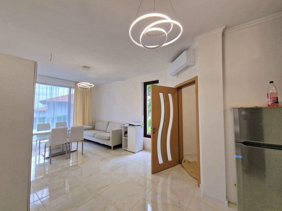 Продава се Етаж от къща в Бургас, Център - 90 кв.м за 1267 €/кв.м - Снимка #4