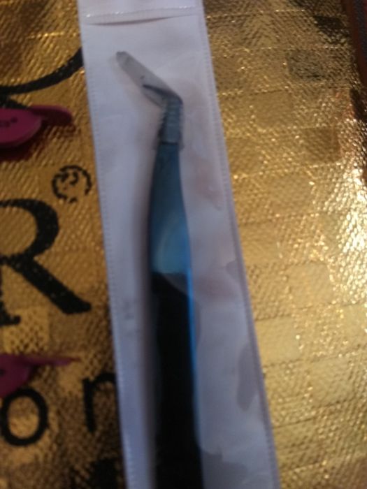 Щипцы для бровей