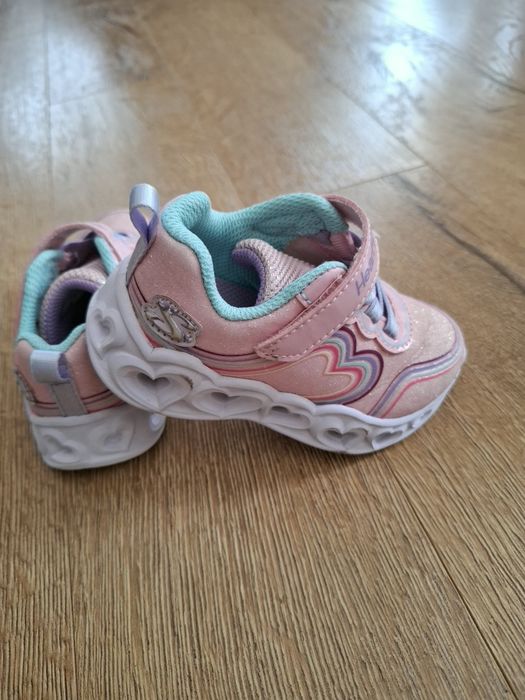 Детски маратонки Skechers.