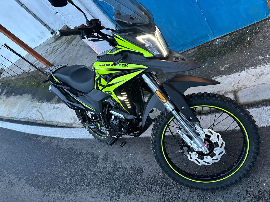 Кросов мотор/ ендуро BlackWolf 250 с документи