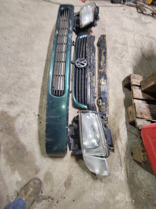 Косая морда Фольксваген Т4.