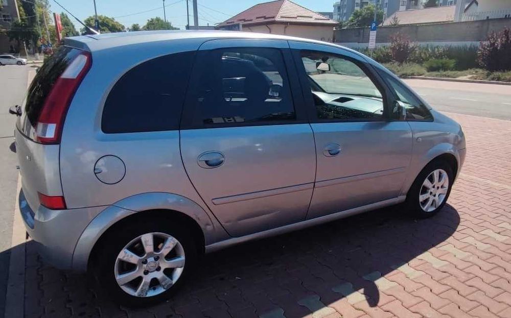 Opel Meriva 2005 1.6 16V