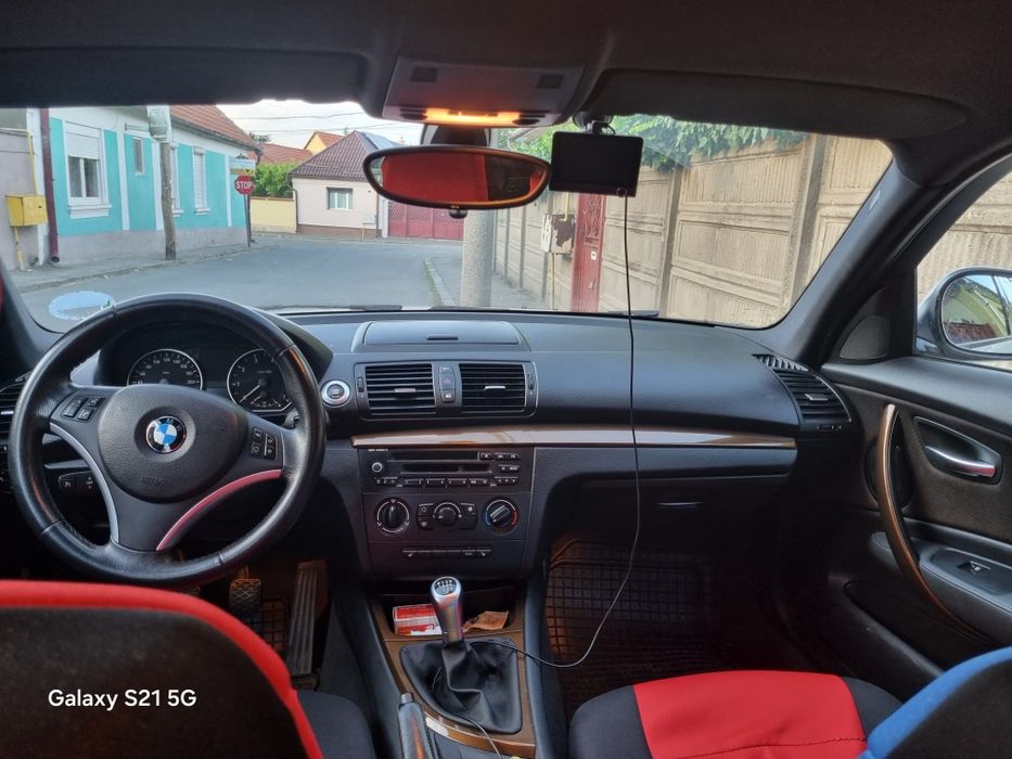 Vând BMW seria 1
