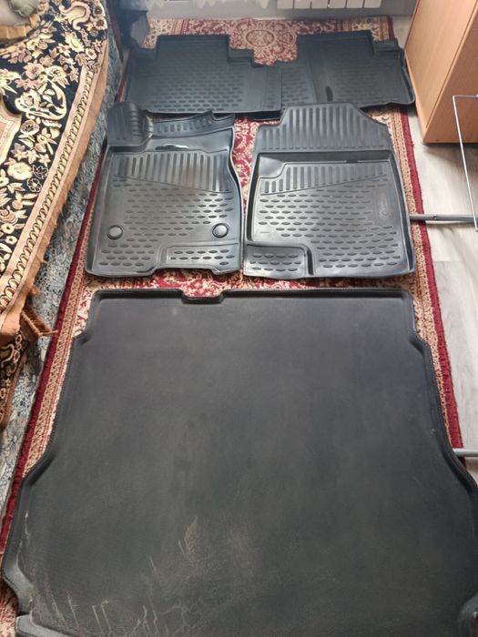 Продам коврики для haval m6