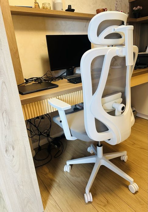 Scaun de birou alb ergonomic