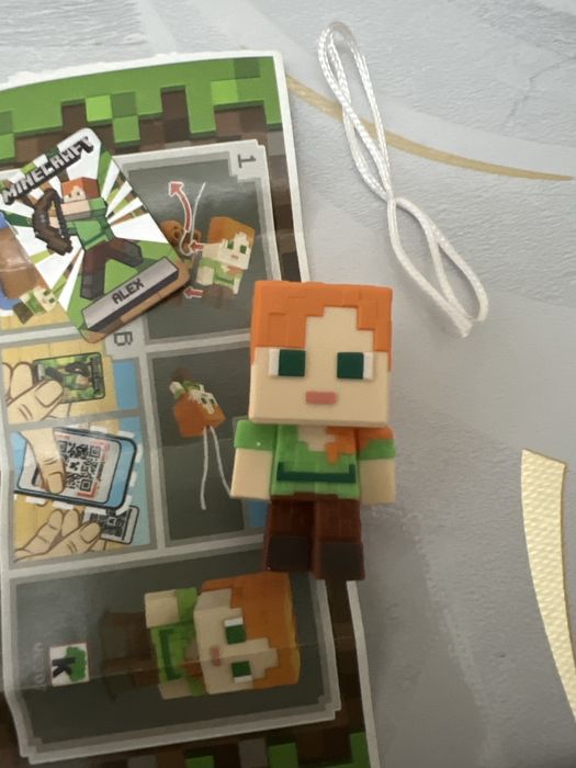 Продам киндер джой Майнкрафт