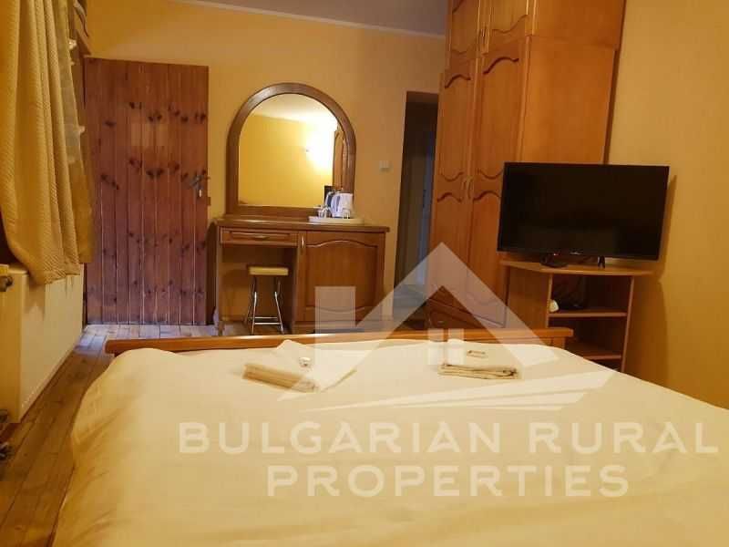 Продава се Хотел в с. Осеновлаг, Област София-област - 1200 кв.м за 375 €/кв.м - Снимка #15