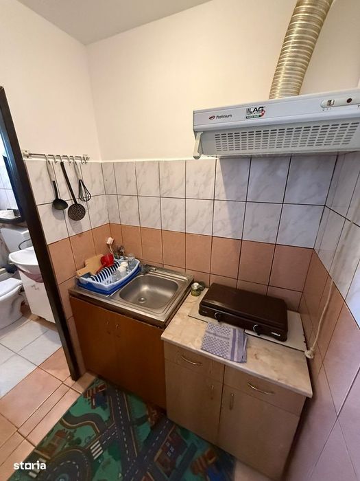 Garsonieră Calea Severinului zona Brico 2/2 mobilată utilată