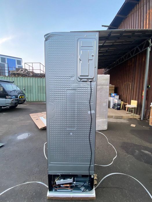 холодильник Samsung