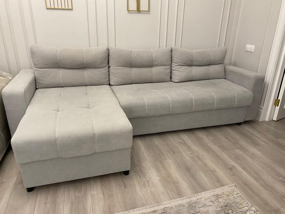 Продаю угловой диван