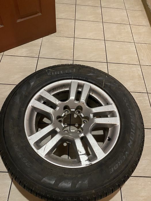 Продам запаску на тайота прадо 150