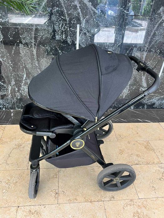 Carucior Venicci Upline Negru - 3 in 1 (landou, scoica si sport)