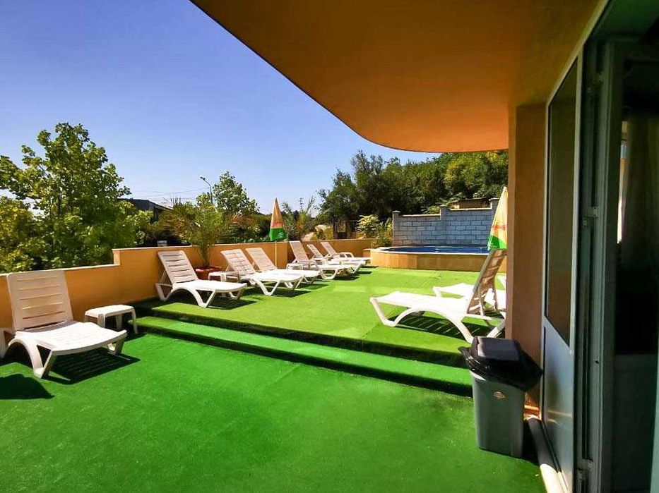 Продава се Хотел в Балчик - 2000 кв.м за 230 €/кв.м - Снимка #16