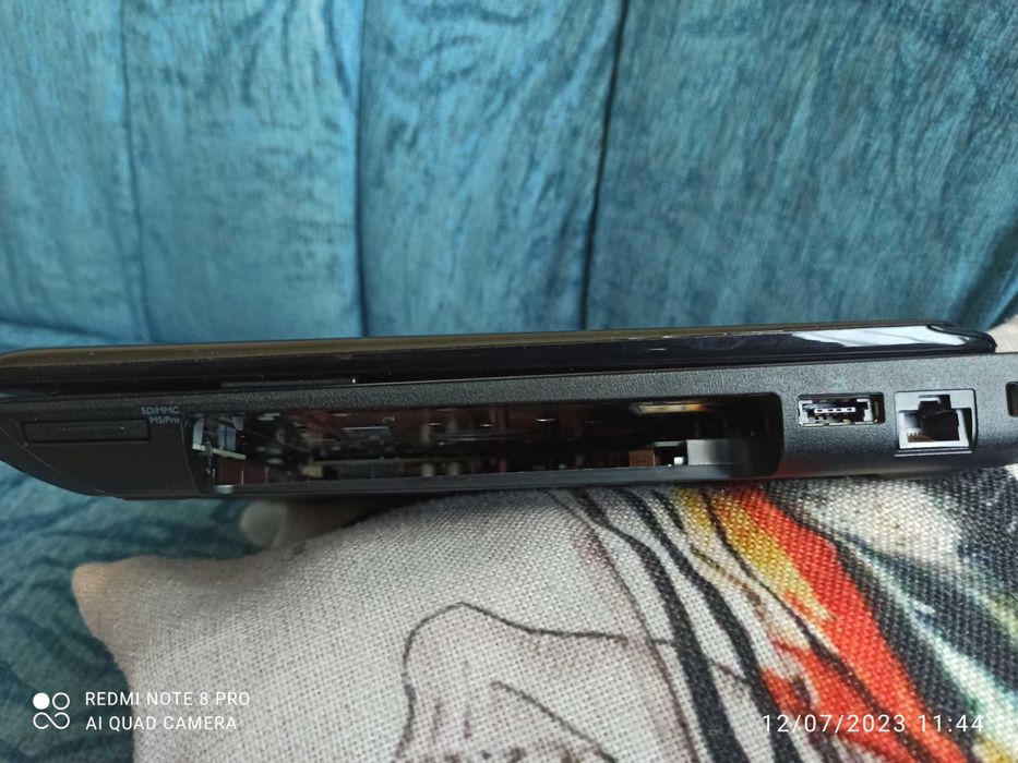 Dell Inspiron M5010 AMD + чанта