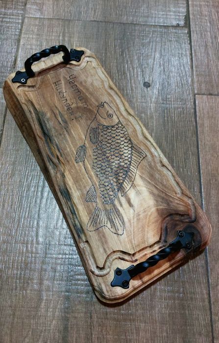 Дъска / плата и подноси за рязане на мезета от ОРЕХ